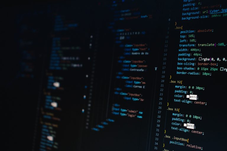 What is the difference between the programming languages C# and Java ...